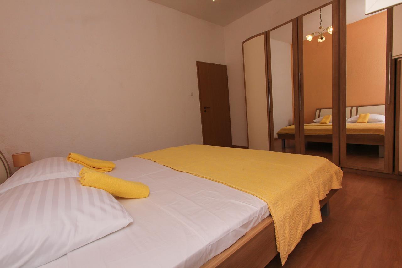 Apartment Afrodita Каштела Экстерьер фото